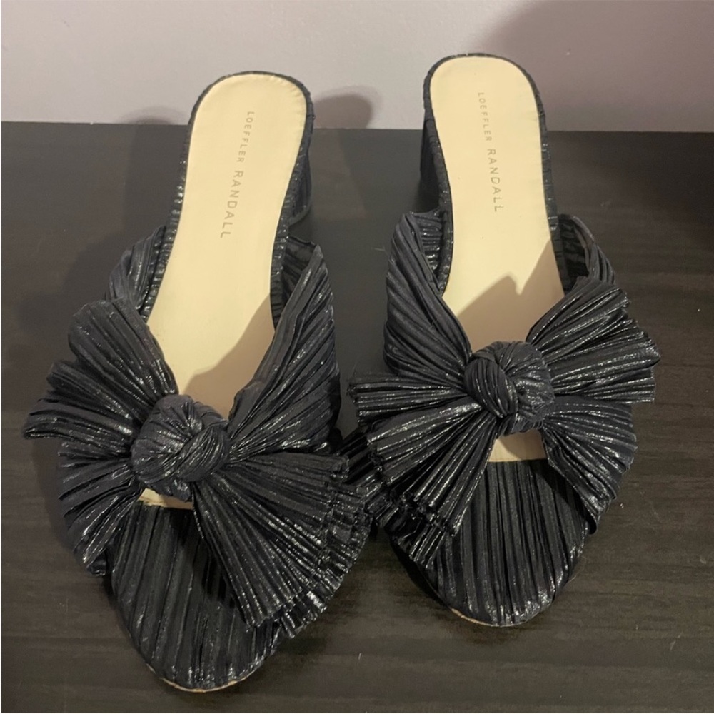 LOEFFLER RANDALL BOW SANDAL HEEL